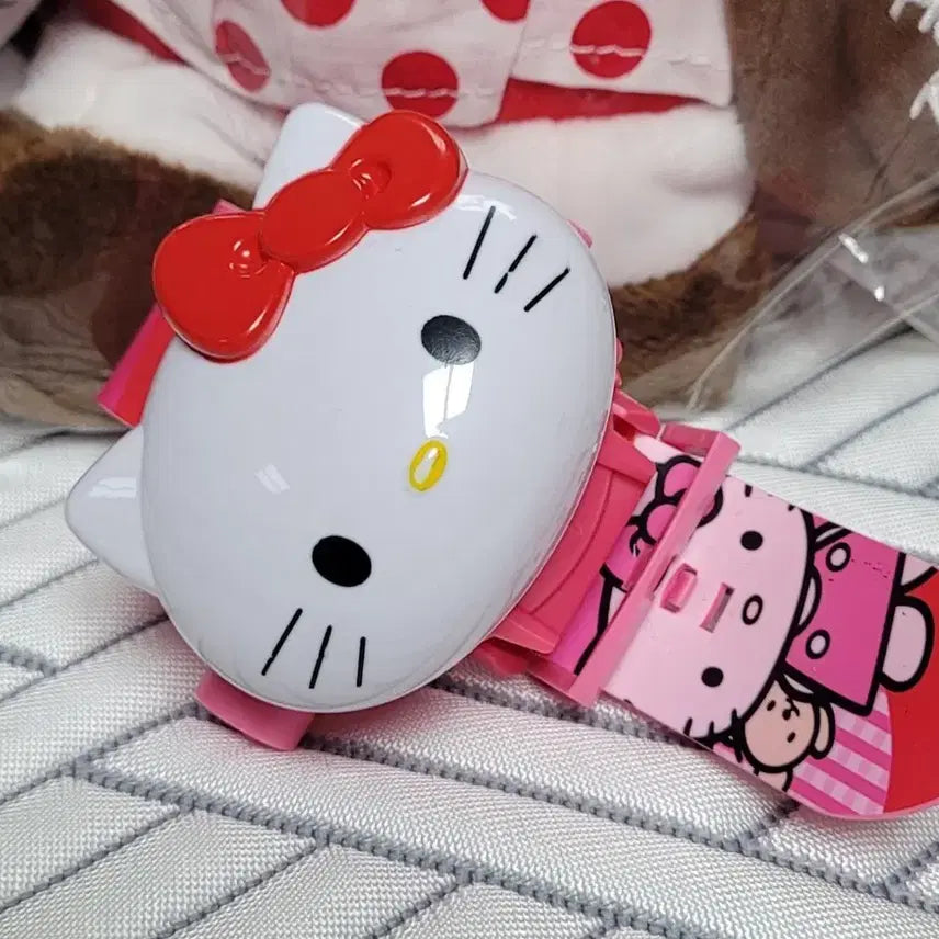 [BUNJANG] Sanrio Hello Kitty 3-Item Set with Watch / 산리오 정품 헬로키티 인형 3종 세트+시계(새상품)