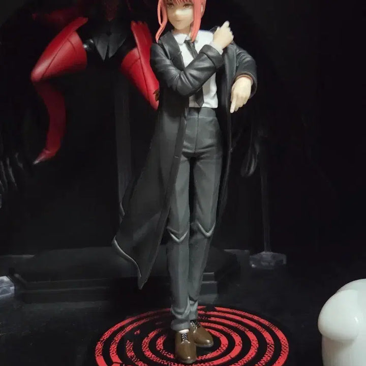 [BUNJANG] Chainsaw Man Makima Figure / 체인소맨 마키마 피규어