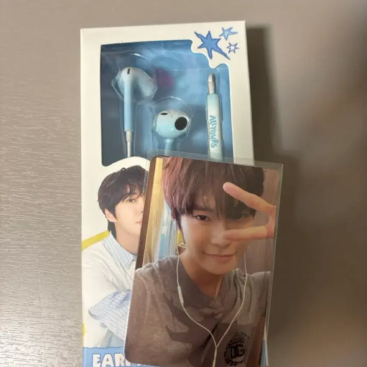 [BUNJANG] NCT Doyoung Earphones Photocard / 도영 이어폰 포토카드