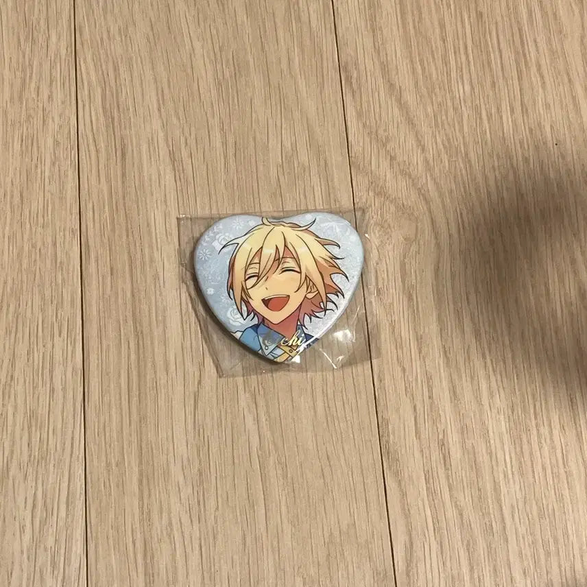 [BUNJANG] Ensemble Stars! Kagehira Mika 5th Anniversary Heart Can Badge / 앙스타 에이치 5주년 하트 캔뱃지