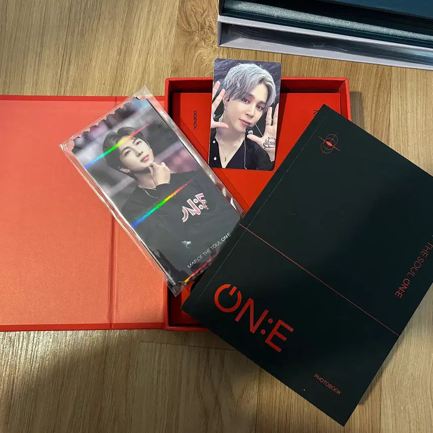 [BUNJANG] BTS 2020 MAP OF THE SOUL ON:E DVD Jimin Photocard / 2020 BTS MAP OF THE SOUL ON:E DVD - 지민 포카