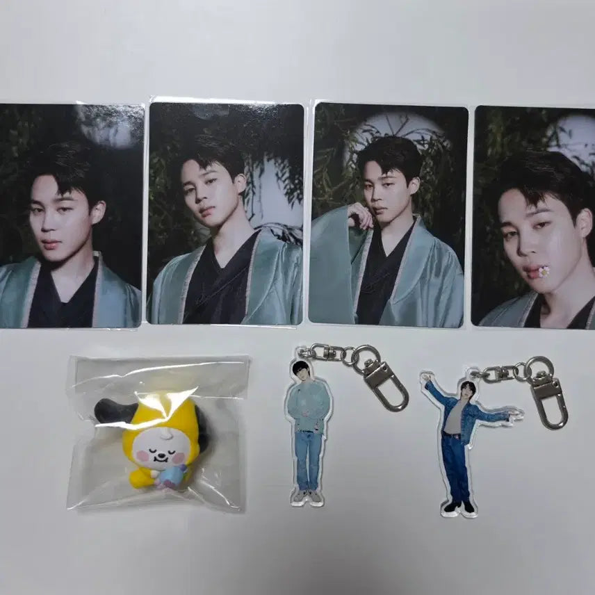 [BUNJANG] BTS Jimin Merchandise Bundle Set / BTS 방탄 지민 굿즈 포카 피규어 키링 세트 일괄