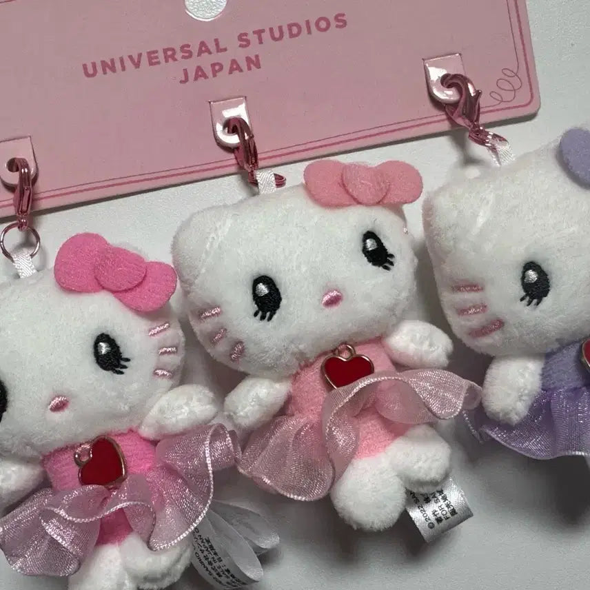 [BUNJANG] Hello Kitty Dolls Bundle Set / 헬로키티 인형 일괄 판매