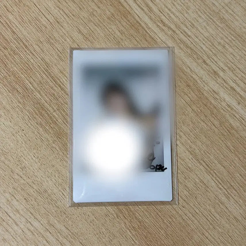 [BUNJANG] OH MY GIRL Arin Signed Polaroids / 오마이걸 아린 싸인 폴라 판매