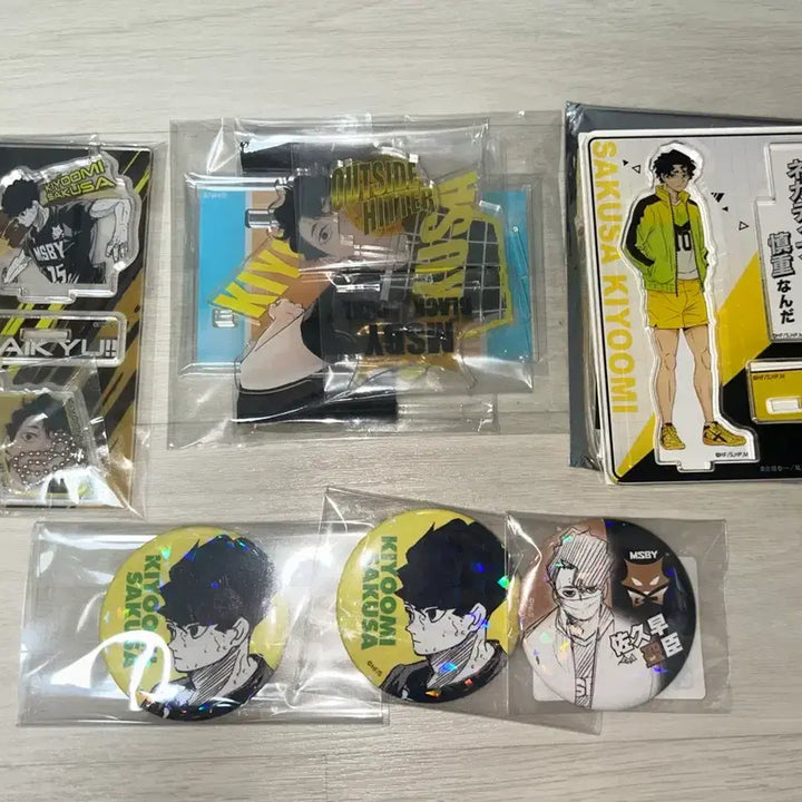 [BUNJANG] Haikyuu!! Sakusa Acrylic Standee &amp; Banner Set / 하이큐 사쿠사 아크릴 캔뱃지 일괄 현수막 명대사 올스타전