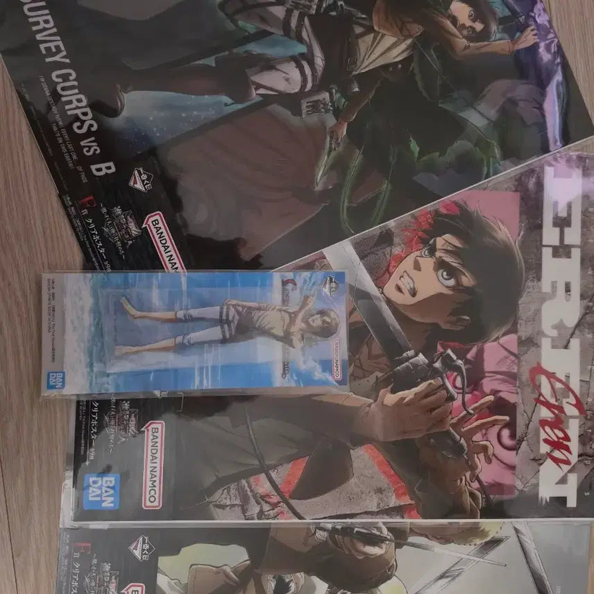 [BUNJANG] Attack on Titan Eren C Prize Large Acrylic Stand &amp; 3 Poster Set / 진격의거인 에렌 C상 빅아크릴 미개봉 및 포스터3종 일괄