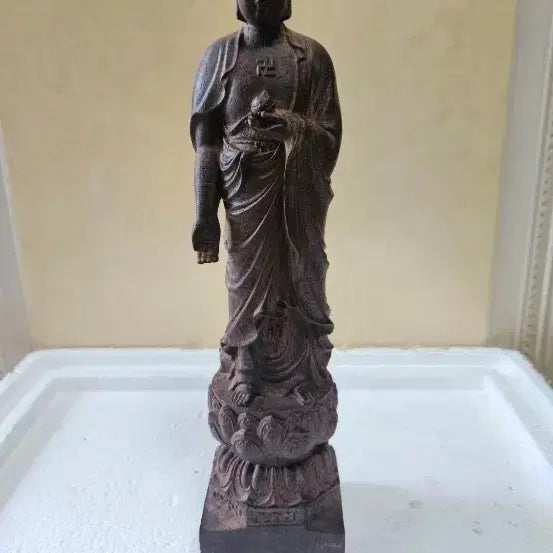 [BUNJANG] Sandalwood Carved Buddha Statue (28 cm) / 28   7 센치 참향나무조각부처님