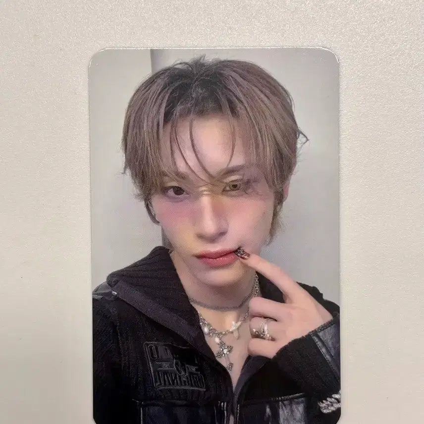 [BUNJANG] XLOV Haru Fanmeeting Photocard POB / XLOV 엑스러브 HARU 하루 팬미팅 포카 pobs