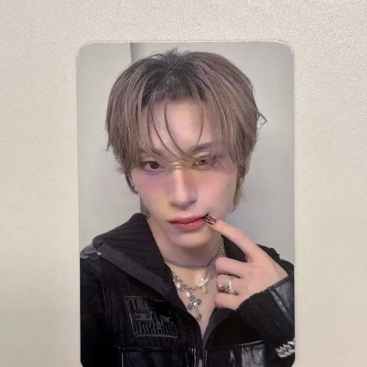 [BUNJANG] XLOV Haru Fanmeeting Photocard POB / XLOV 엑스러브 HARU 하루 팬미팅 포카 pobs