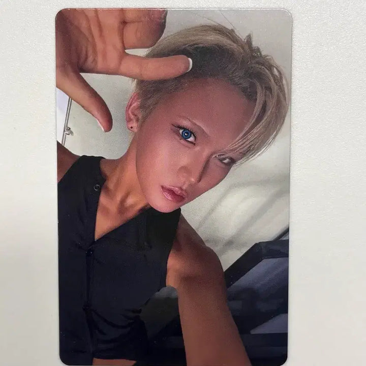 [BUNJANG] XLob Hyun Life Promise Photocard / XLOV 엑스러브 HYUN 현 생활약속 포카 pobs