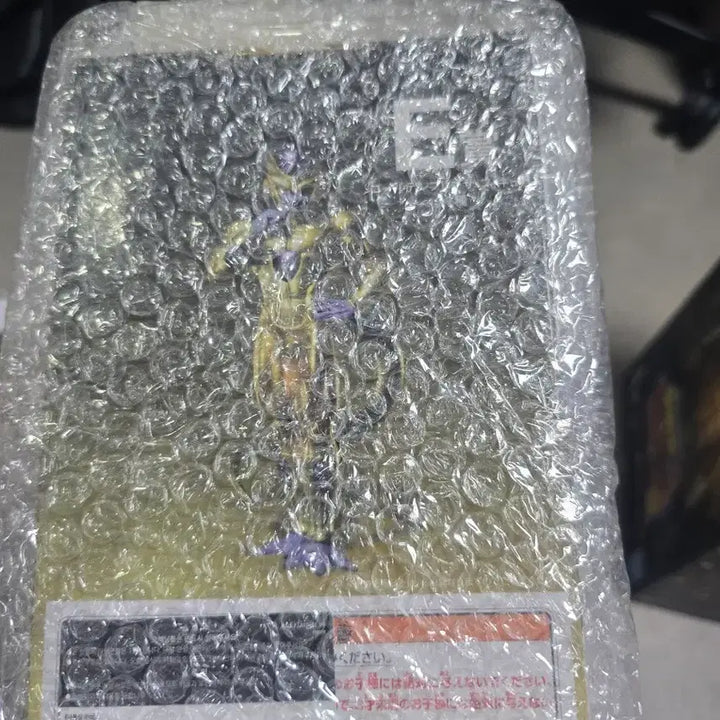 [BUNJANG] Dragon Ball Ichiban Kuji Prize E Golden Frieza Figure / 드래곤볼 제일복권 E상 골든 프리저
