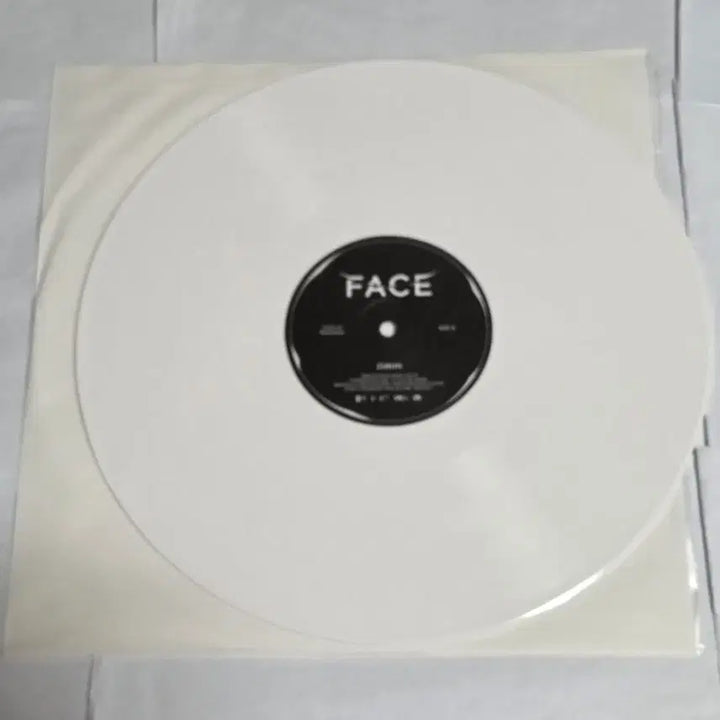 [BUNJANG] BTS Jimin FACE Color Vinyl LP / [LP] BTS 지민(방탄소년단) - FACE [컬러 LP] 엘피 LP 바이닐
