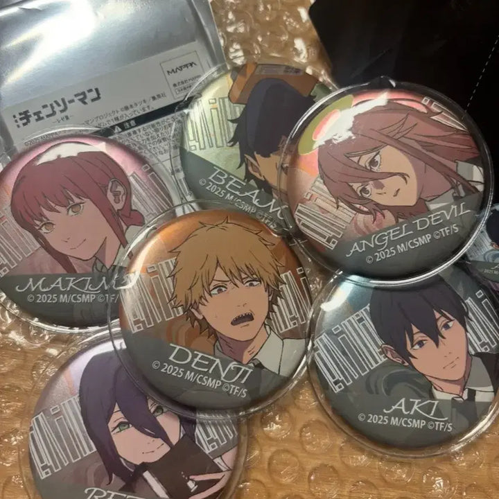[BUNJANG] Chainsaw Man Full Set Canned Badges / 체인소맨 캔뱃지 전종 풀박스 일괄 덴지 레제 마키마 등