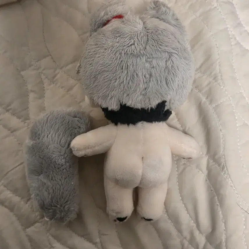 [BUNJANG] PLAVE Eunho Plush Doll / 플레이브 빵끗 은호 인형