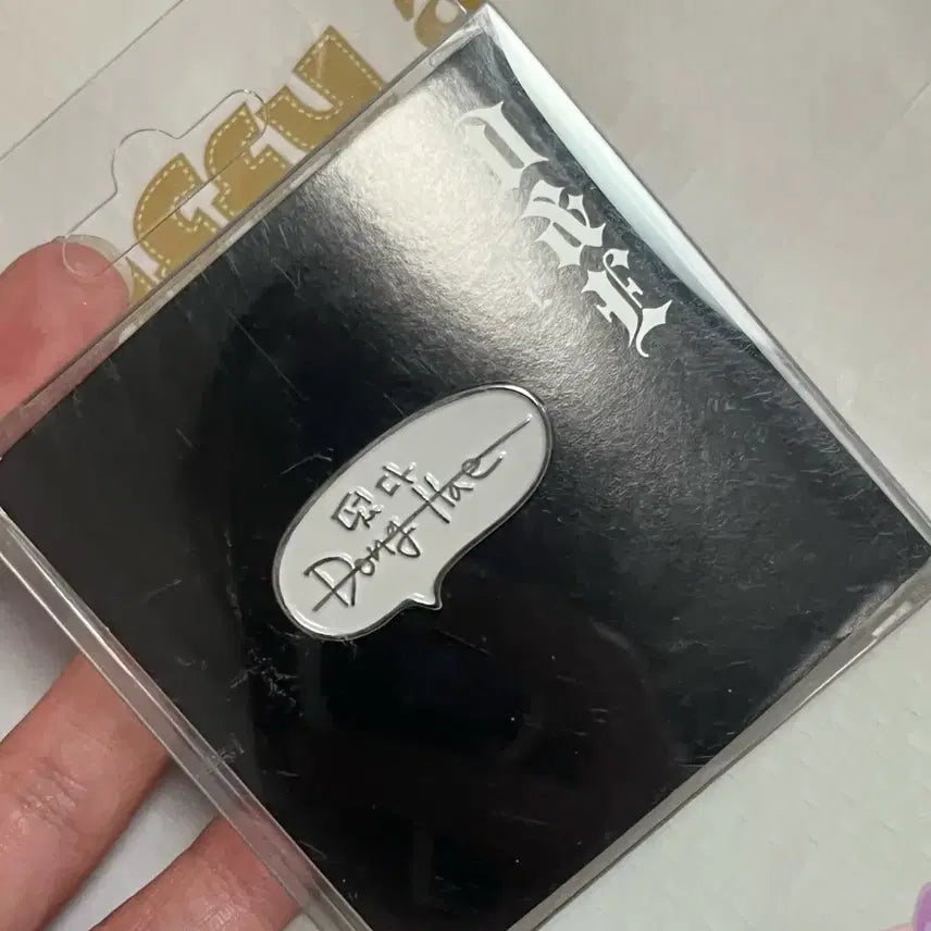 [BUNJANG] Super Junior Donghae Goods Badge / 슈퍼주니어 동해 굿즈