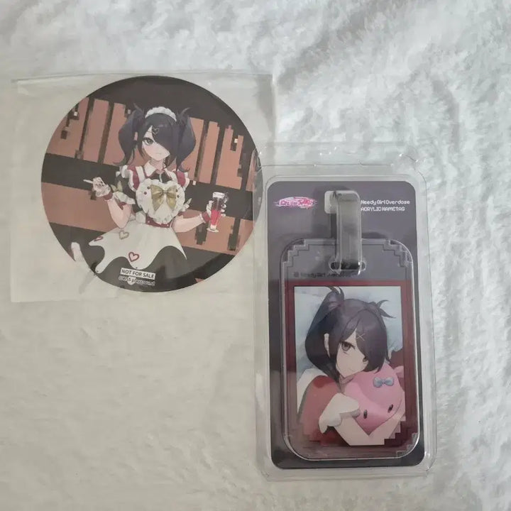 [BUNJANG] NIDOGIRL Overdose Pop-up Cafe Collaboration Coaster &amp; Nametag Bundle Set / 니디걸 오버도즈 팝업 콜라보 카페 아메 굿즈