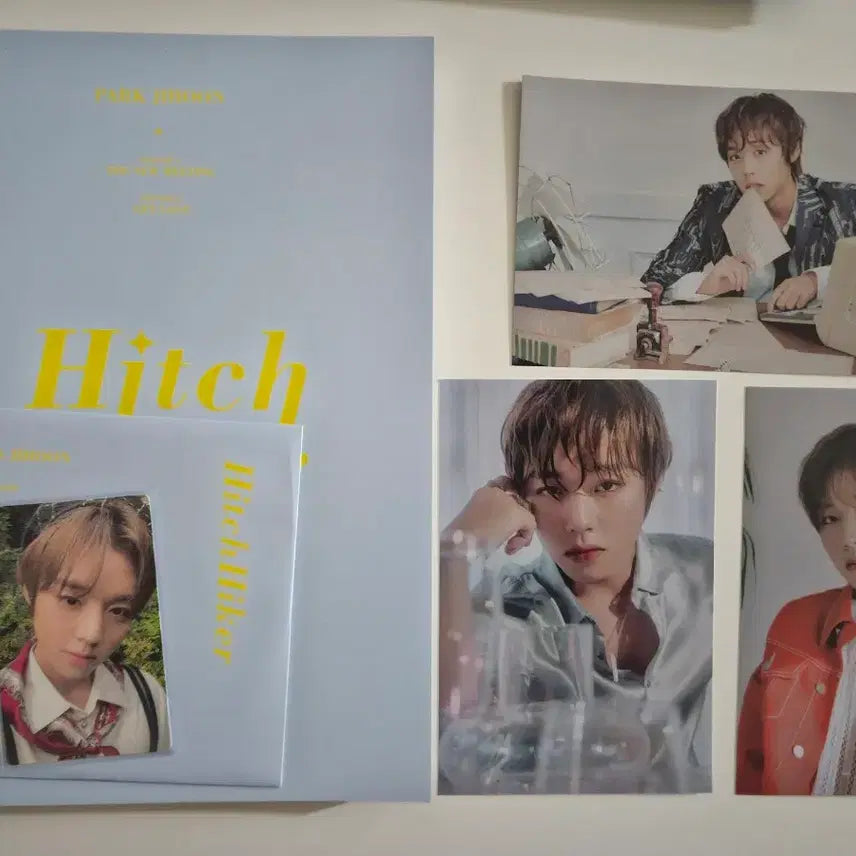 [BUNJANG] Park Jihoon Hitchhiker Photobook Set / 박지훈 포카 히치하이커 포토북 세트