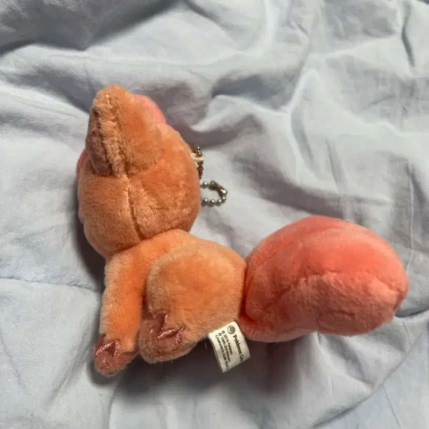 [BUNJANG] Pokemon Transform Ditto Vulpix Keyring Plush / [포켓몬스터] 변신 메타몽 식스테일 키링 인형