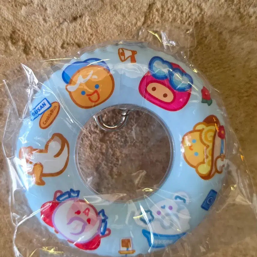 [BUNJANG] Cookie Run K-Heritage Busan Pop-up Brave Cookie Tube Keychain / 쿠키런 K-헤리티지 부산 팝업 튜브 키링 특전 용감한쿠키 쿠킹덤