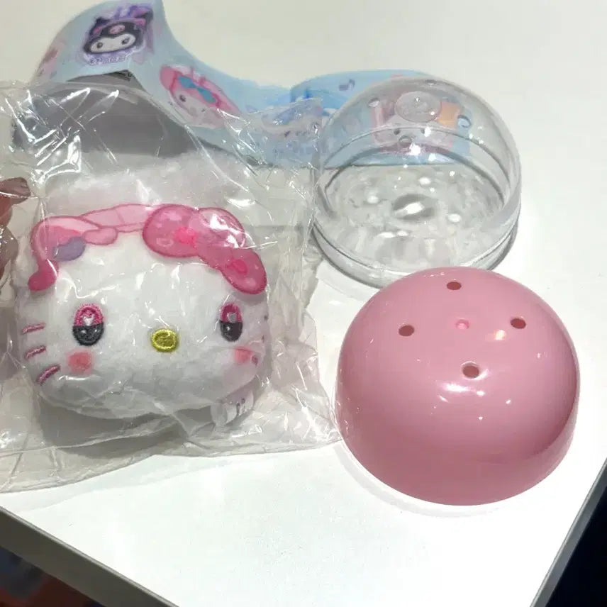 [BUNJANG] Sanrio Hello Kitty Maid Gacha Figure / 신상 산리오 메이드 랜덤 가챠 피규어 헬로키티 확정