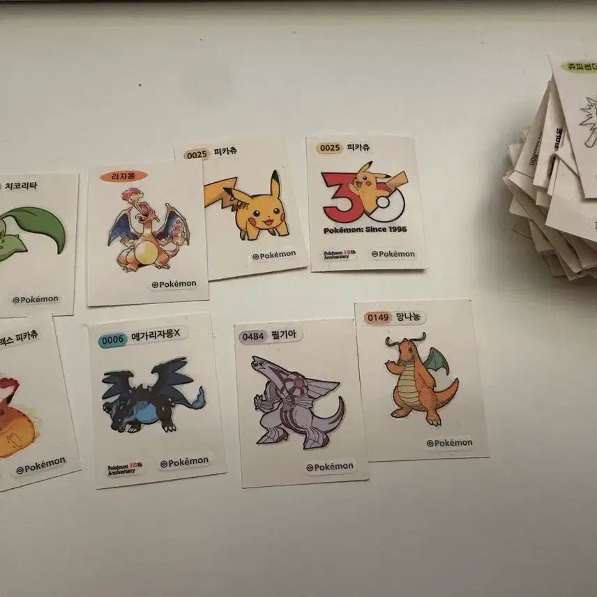 [BUNJANG] Pokemon Stickers Collection (Charizard, Pikachu, Dragonite, etc.) / 포켓몬 띠부씰 팝니다(리자몽, 피카츄, 망나뇽 등등)