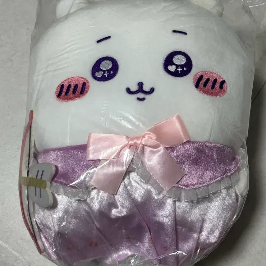 [BUNJANG] Cheekawa Angel Big Plush Doll (Sealed) / 천사 치이카와 big 누이 인형(미개봉 새제품)