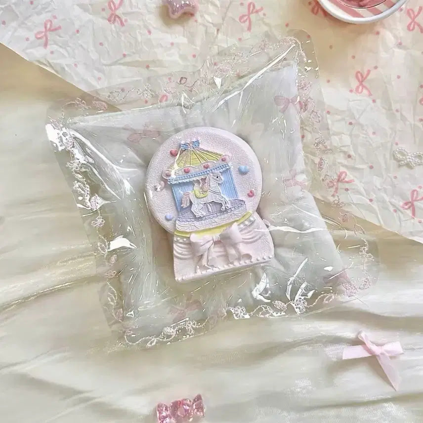 [BUNJANG] Snow Globe Castle Vase Jang Won Young Handmade Malangi / 스노우볼 성 꽃병 말랑이 장원영 말랑이 수제말랑이 슬랑이