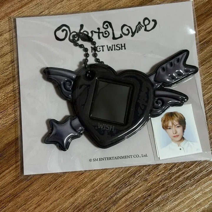 [BUNJANG] NCT WISH Yushi Regular The Hyundai Popup Polaroid Holder / 엔시티위시 유우시 정규 더현대 팝업 증사 홀더
