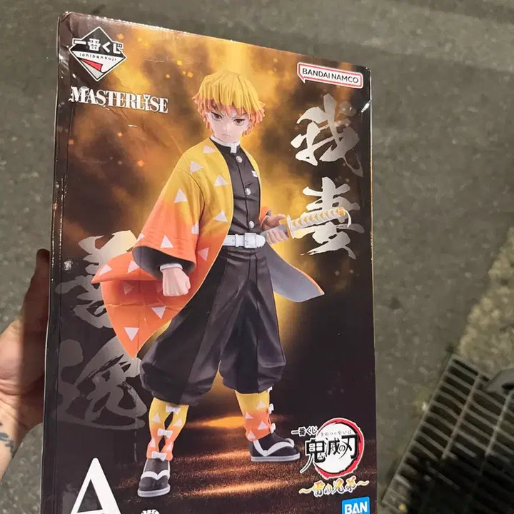 [BUNJANG] Demon Slayer Zenitsu A Prize Figure / (택포 6) 귀칼 젠이츠 A상 팝니다