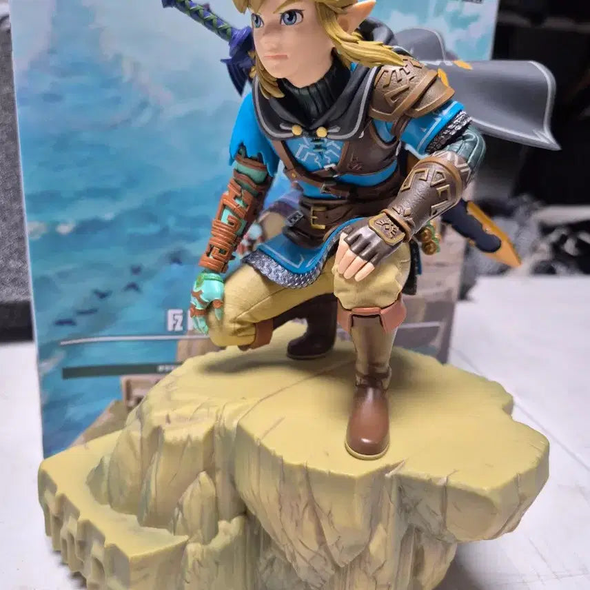 [BUNJANG] The Legend of Zelda FIGURIZM Link Figure (Unsealed) / 개봉)젤다의전설 FIGURIZM 링크 피규어