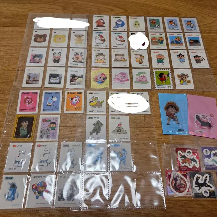 [BUNJANG] Bundle of Various "Ttiboo Seal" Stickers (2000s Korean Snack Stickers) / 띠부씰일괄 띠부씰북 짱구 산리오 포켓몬씰 몰랑이 빵빵이 티니핑