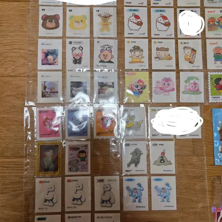 [BUNJANG] Bundle of Various "Ttiboo Seal" Stickers (2000s Korean Snack Stickers) / 띠부씰일괄 띠부씰북 짱구 산리오 포켓몬씰 몰랑이 빵빵이 티니핑