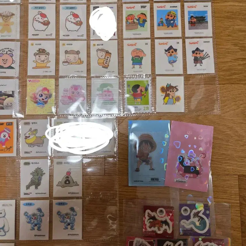 [BUNJANG] Bundle of Various "Ttiboo Seal" Stickers (2000s Korean Snack Stickers) / 띠부씰일괄 띠부씰북 짱구 산리오 포켓몬씰 몰랑이 빵빵이 티니핑