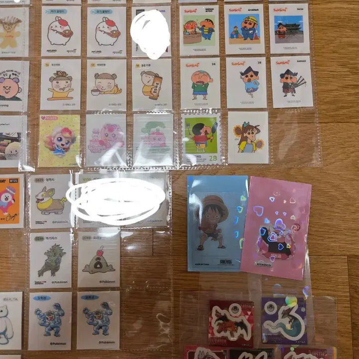 [BUNJANG] Bundle of Various "Ttiboo Seal" Stickers (2000s Korean Snack Stickers) / 띠부씰일괄 띠부씰북 짱구 산리오 포켓몬씰 몰랑이 빵빵이 티니핑
