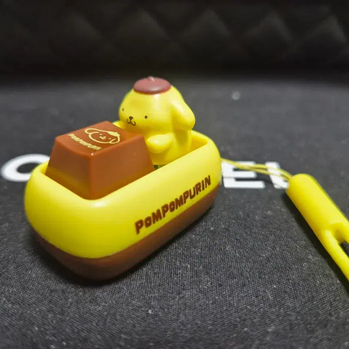 [BUNJANG] Tinyville Pompompurin Keycap Keychain / 타이니빌 산리오 폼폼푸린 키캡 키링