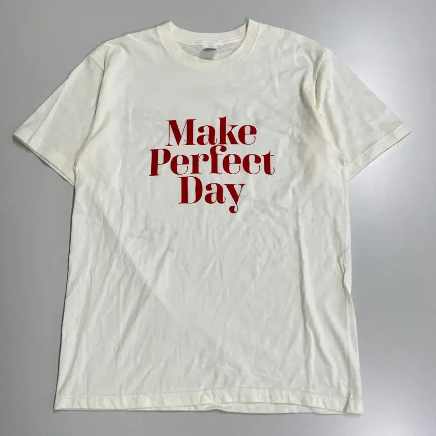 [BUNJANG] Sorane Perfect Day Autographed T-Shirt / 소란 퍼펙트데이 친필 싸인 티셔츠