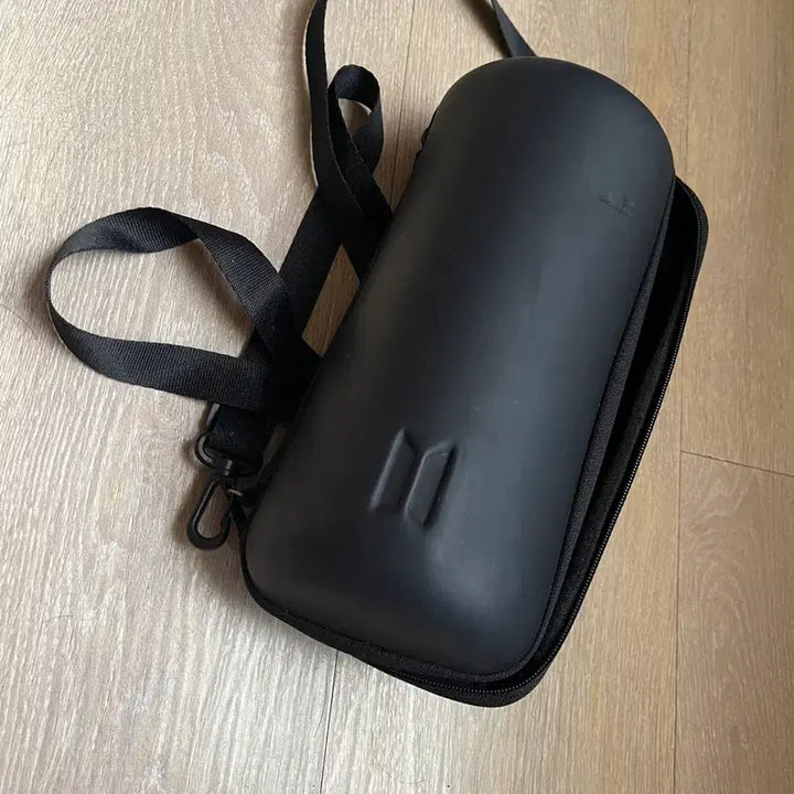 [BUNJANG] BTS ARMY BOMB Official Lightstick Hard Case with Strap / 아미밤 공식 라이트스틱 케이스
