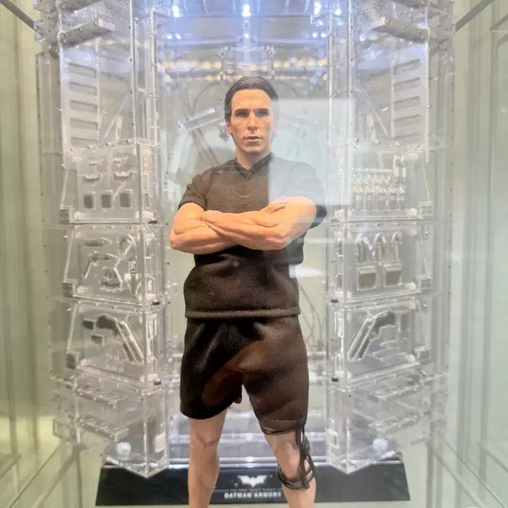 [BUNJANG] Hot Toys Armory Batman (No Batman Figure) Display Piece / 핫토이 아머리 베트맨 없는구성 판매