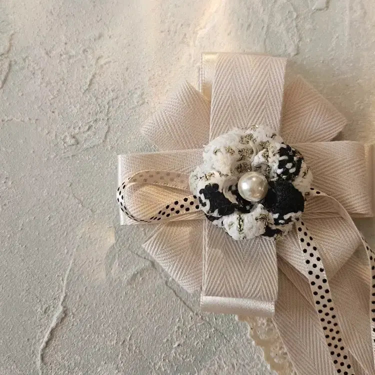 [BUNJANG] Beige Rosette Brooch with Ribbon and Lace Detail / 리본로제트브로치판매  캔뱃지 홀더 핀뱃지로제트