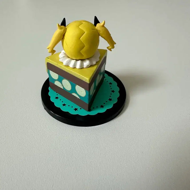 [BUNJANG] Kaiju No. 8 Kai Kikoroo Puchibas Figure / 괴수8호 괴8 키코루 푸치바스 케이크가챠