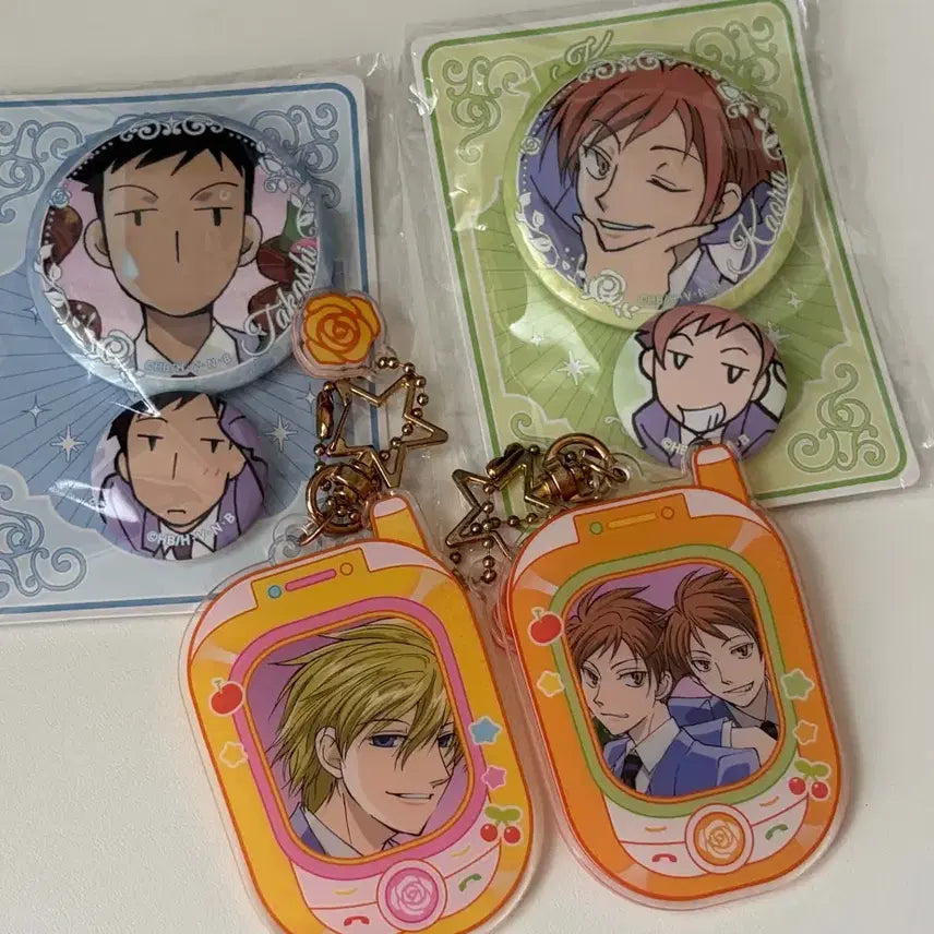 [BUNJANG] Ouran High School Host Club Set - Badges &amp; Acrylic Keychains (Tamaki, Mori, Hitachiin Twins, Kaoru, Hikaru) / [오란고교] (일괄) 뱃지세트, 아크릴 키링 팝니다 (타마키,모리,히타치인 쌍둥이, 카오루, 히카루)