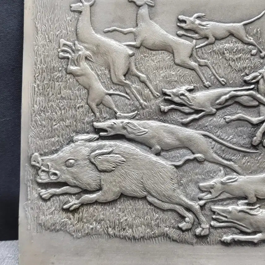 [BUNJANG] German Pewter Relief Plate Hunting Scene / 독일 퓨터사 주석판 부조 그림