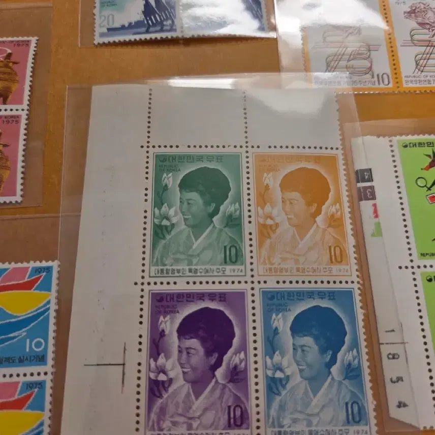 [BUNJANG] 1970s Stamp Block Collection / 우표 블럭 70년대