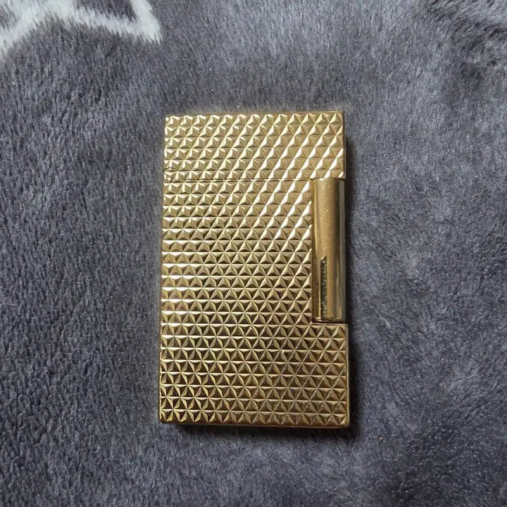 [BUNJANG] S.T. Dupont Lighter Gold Pattern / 듀퐁 라이터 금장 패턴