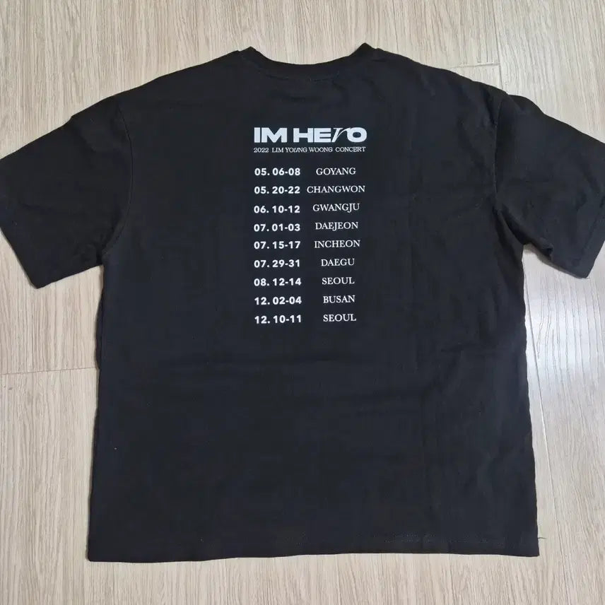 [BUNJANG] Lim Young Woong Official Black T-Shirt (XL) / 임영웅 공식 블랙 반팔티셔츠(M , XL  남녀공용)