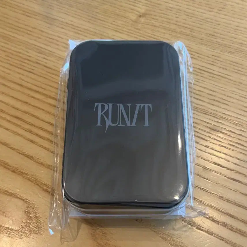 [BUNJANG] Stray Kids Run Away Ring L (Size 15) with Photocard / 스트레이키즈 런잇 반지 L(15호) 포카포함