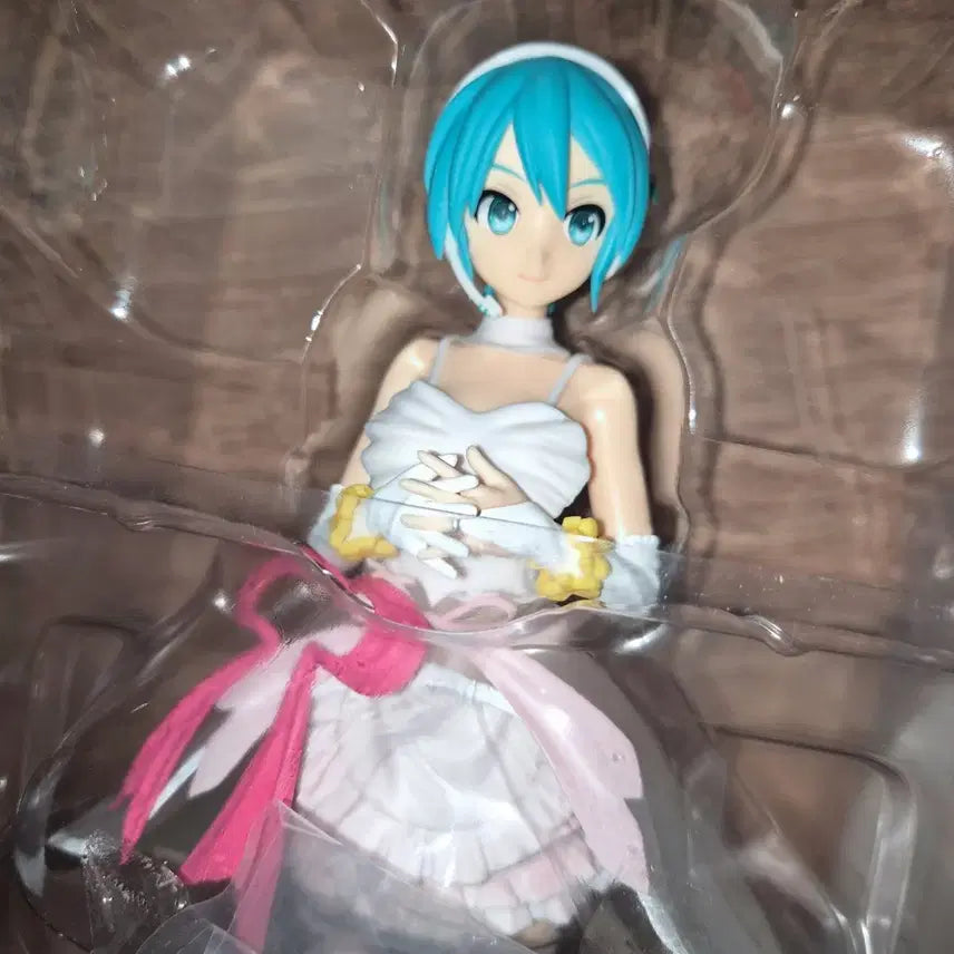 [BUNJANG] Hatsune Miku White Dress Figure / 하츠네 미쿠 피규어 화이트 드레스 spm 프디바 프로젝트디바
