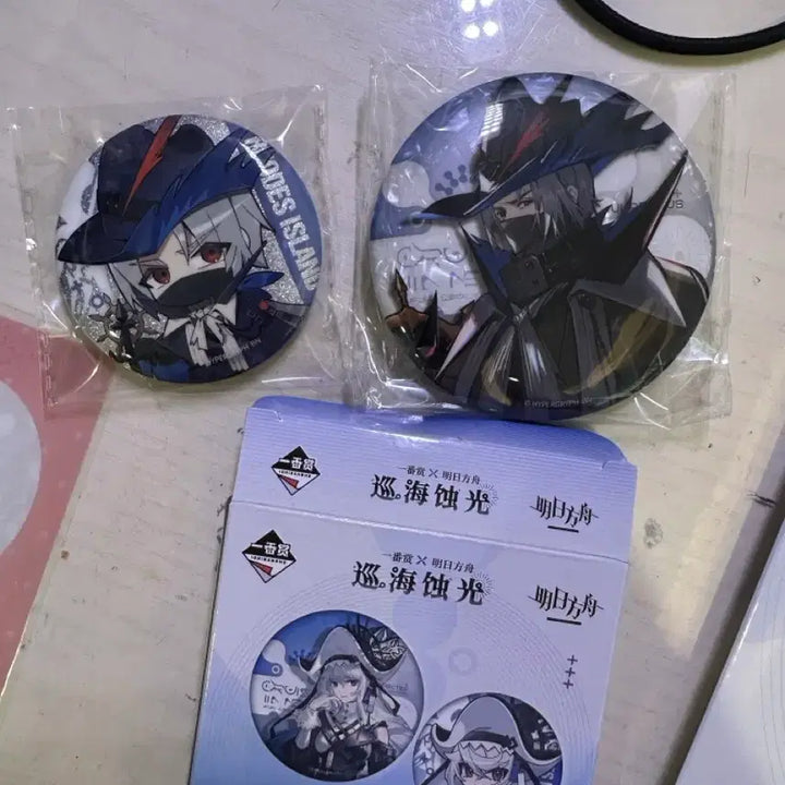 [BUNJANG] Arknights Ulpianus Pin Badge Set / 명일방주 순해식광 울피아누스 핀뱃지