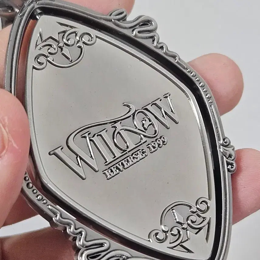 [BUNJANG] Reverse: 1999 Willow Pendant Keychain / 리버스1999 윌로우 팬던트 키링
