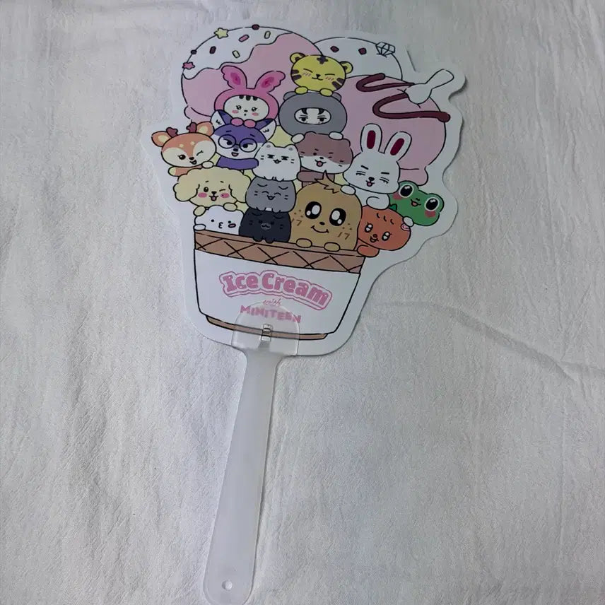 [BUNJANG] SEVENTEEN Mini Teen Ice Cream Fan / 세븐틴 미니틴 아이스크림 부채